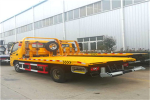 仙游附近拖车救援搭电